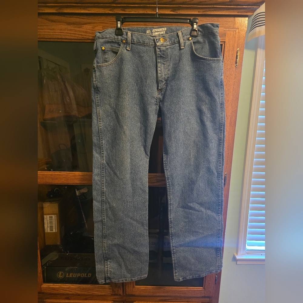 Mens wrangler 36x30 jeans